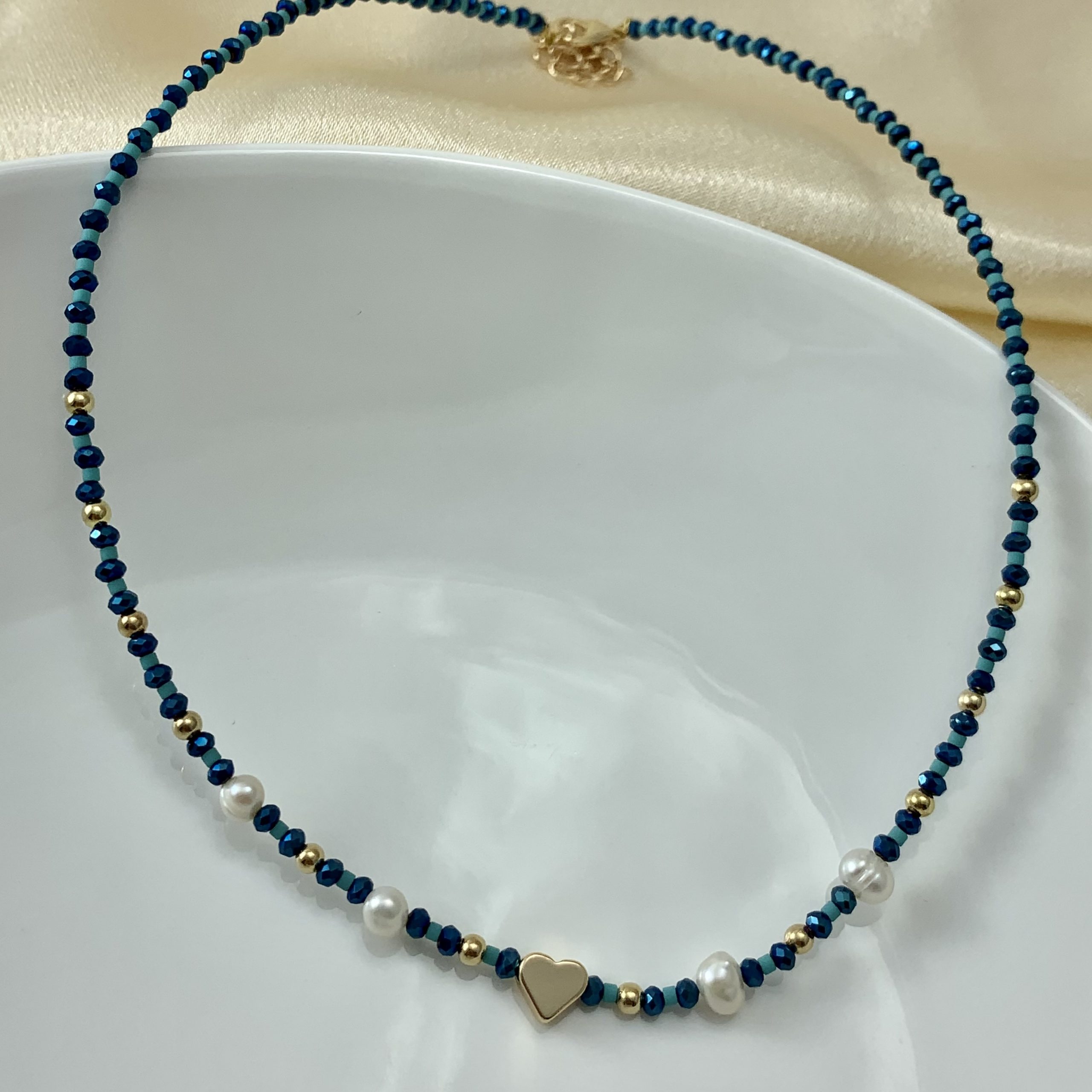 CHOKER AZUL TORNASOL Y CORAZÓN